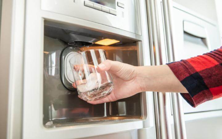 How to Fix An Ice Maker That Won't Dispense Ice