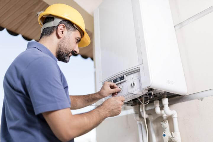 Three Reasons to Switch to a Tankless Water Heater